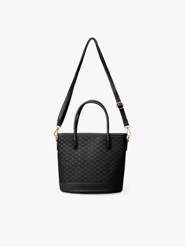 25_A_WomenBags_EAWHB5-007_Black_2R.webp Timeless Charm: Black Bucket Shoulder Bag - Image 1